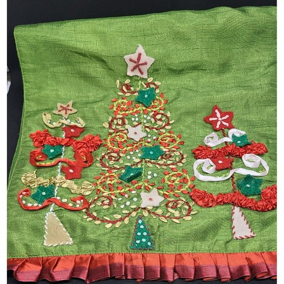 Pier 1 Imports Green Christmas Tree Ribbon Table Runner - Picture 5 of 8